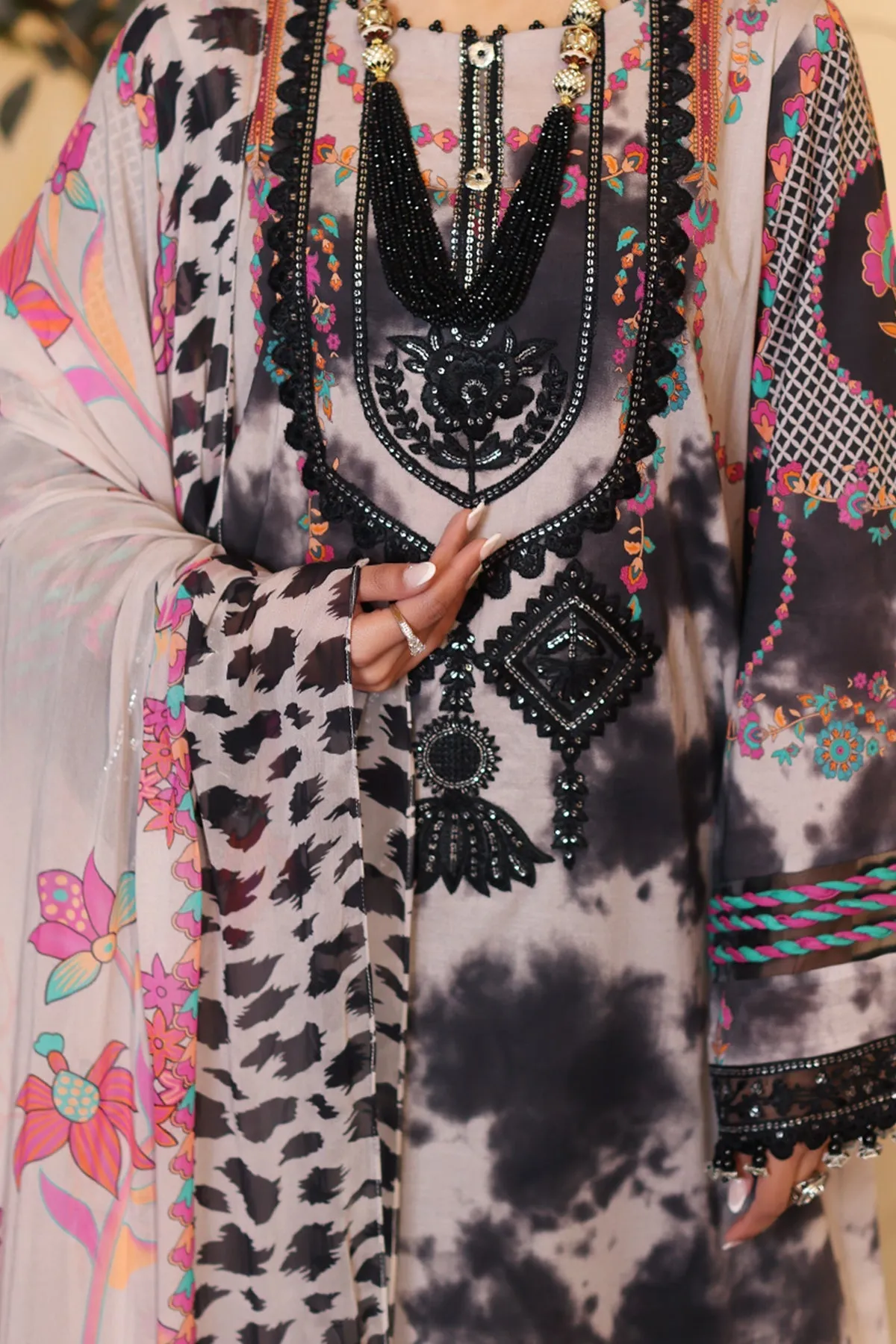 3-Pc Unstitched Printed Embroidered Lawn Shirt With Printed Chiffon Dupatta CRS4-06