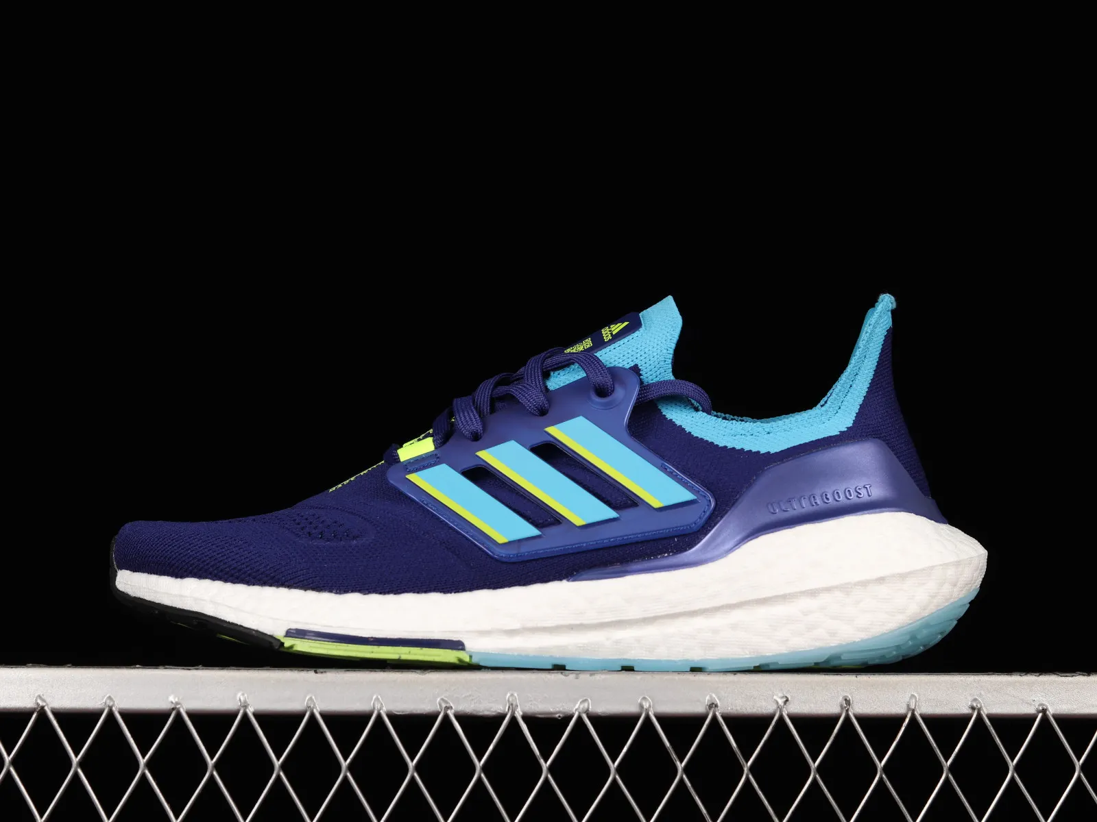 Adidas Ultra Boost 22 Legacy Indigo Sky Solar Yellow GX9333