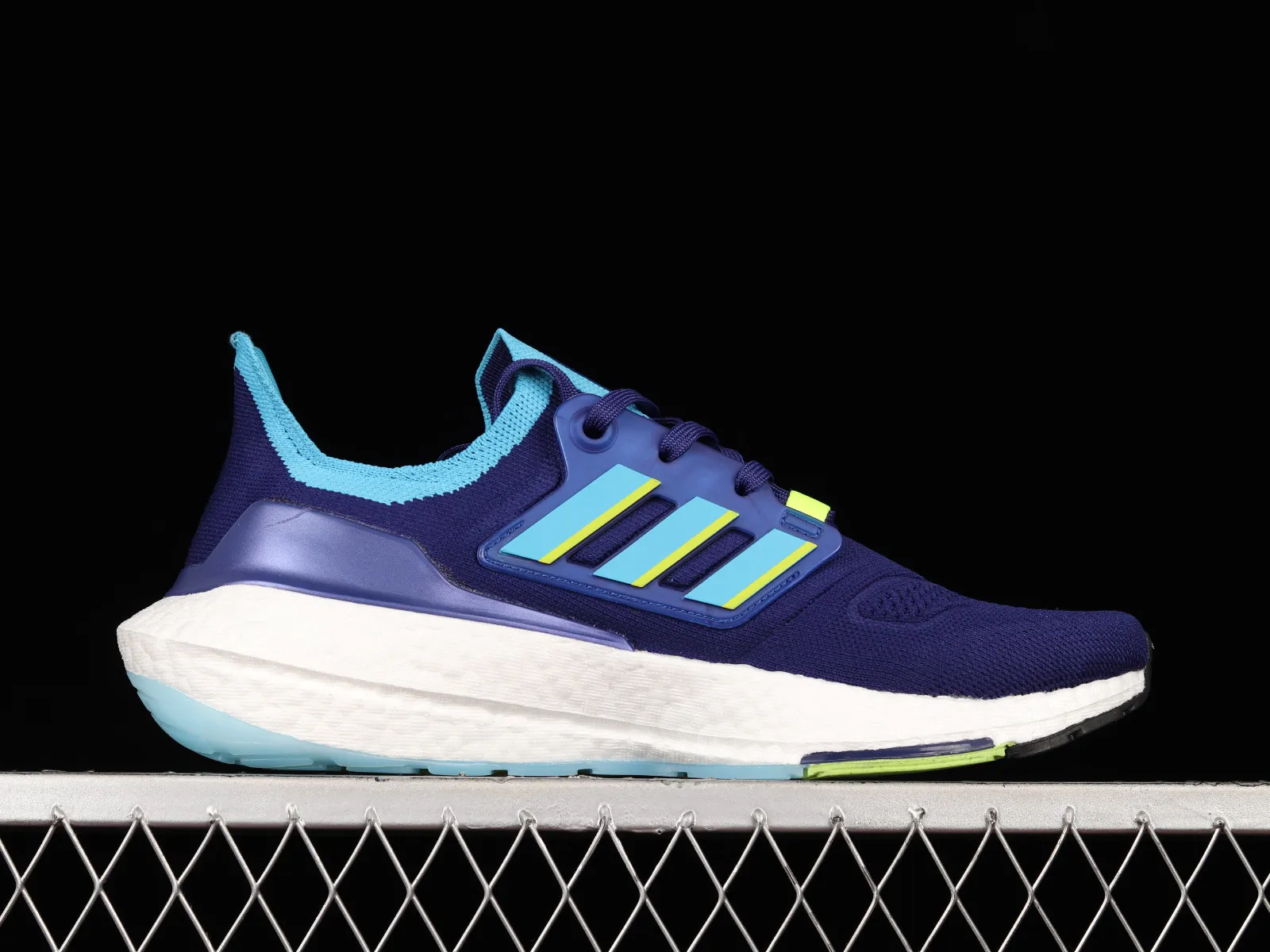 Adidas Ultra Boost 22 Legacy Indigo Sky Solar Yellow GX9333