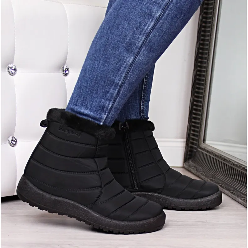 Black NEWS waterproof zipper snow boots