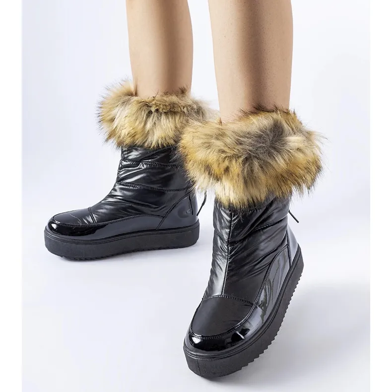 Igne black snow boots with decorative fur