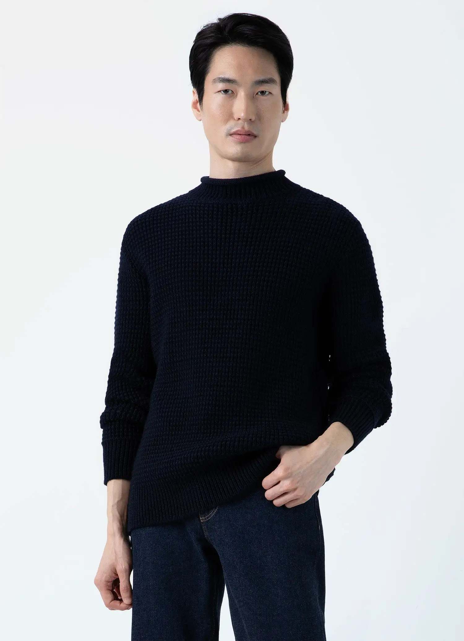 Men's Merino Fisherman Jumper in Navy