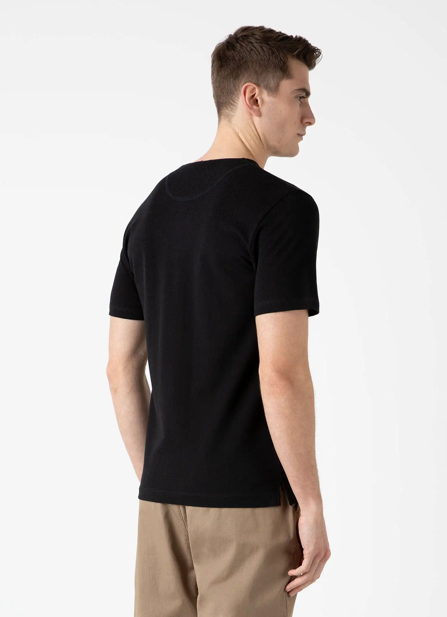 Men's Riviera Henley in Black