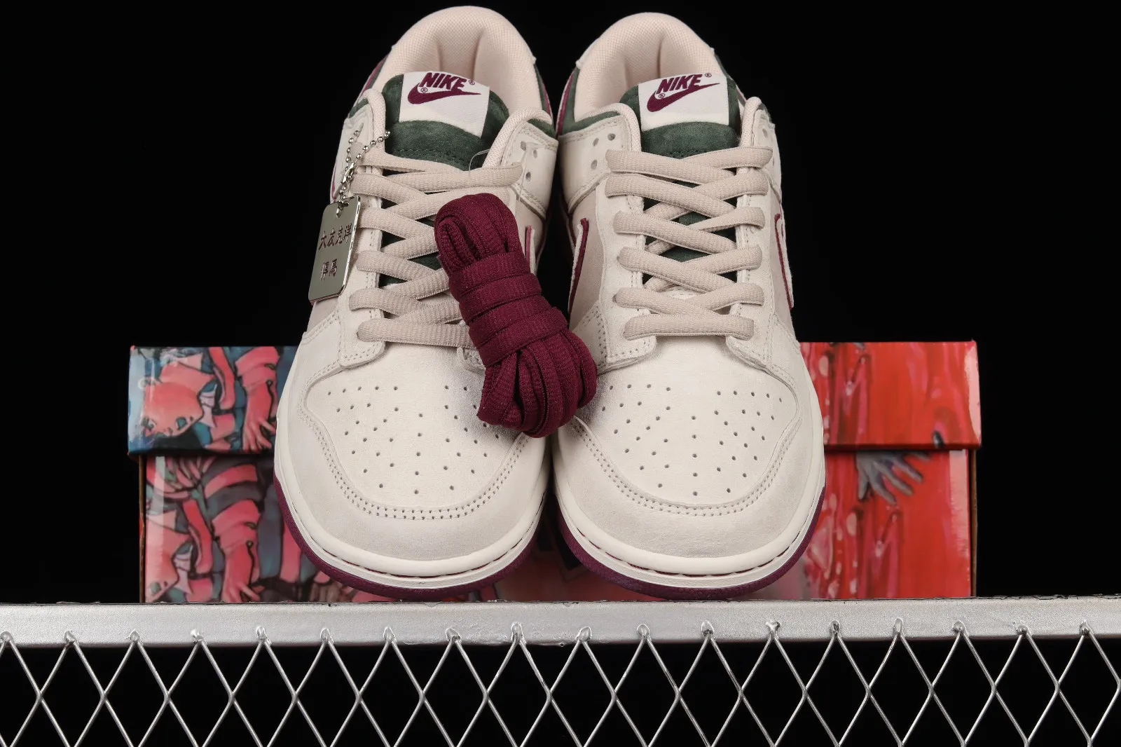 Otomo Katsuhiro x Nike SB Dunk Low Steamboy OST Grey Dark Pink Green LF0039-013