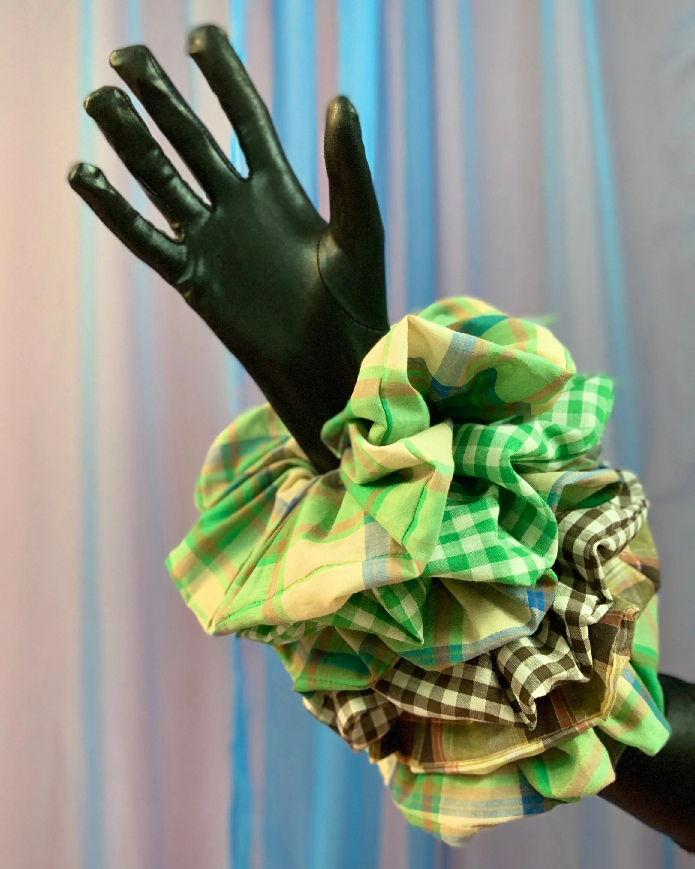 Printed jumbo scrunchie