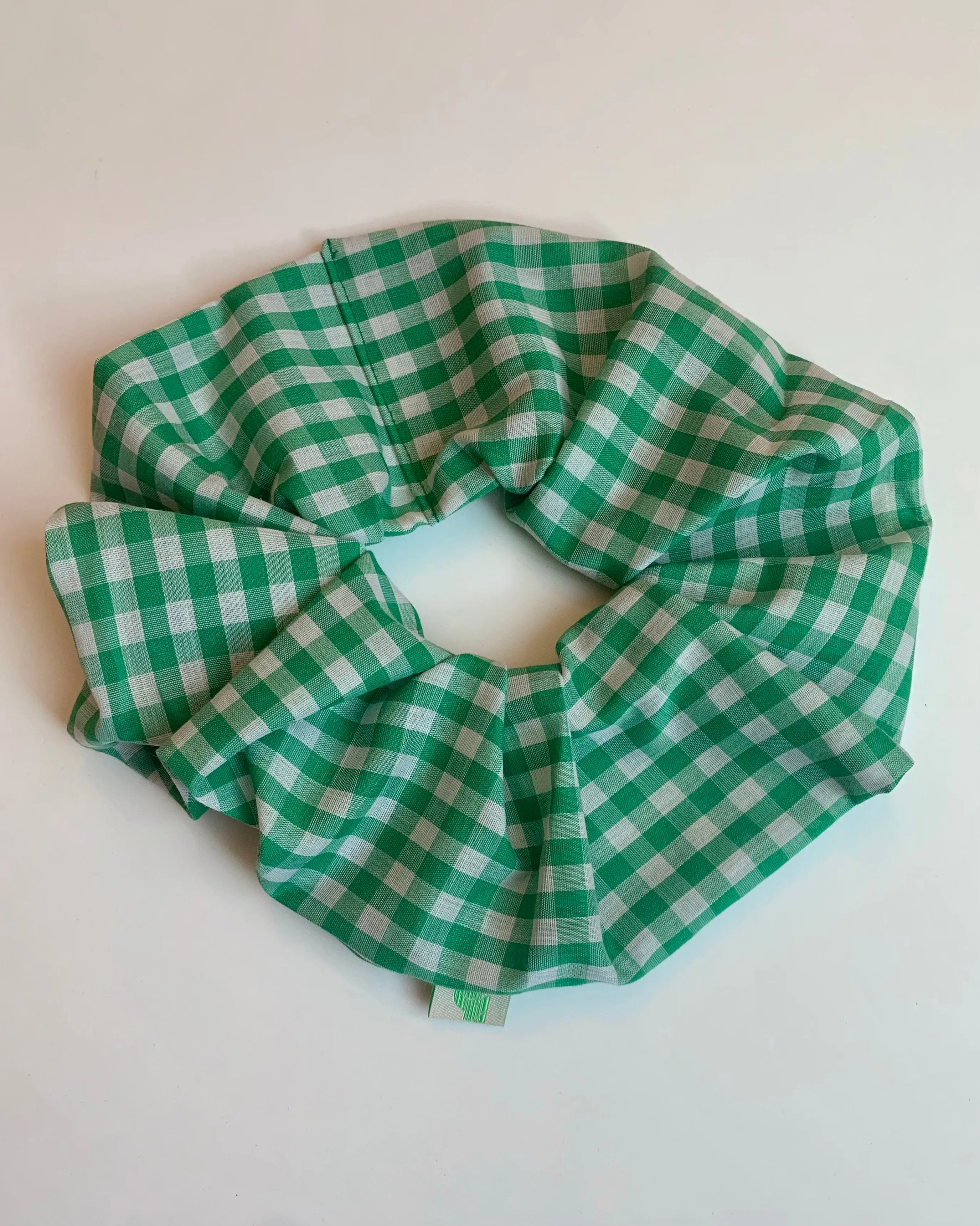 Printed jumbo scrunchie