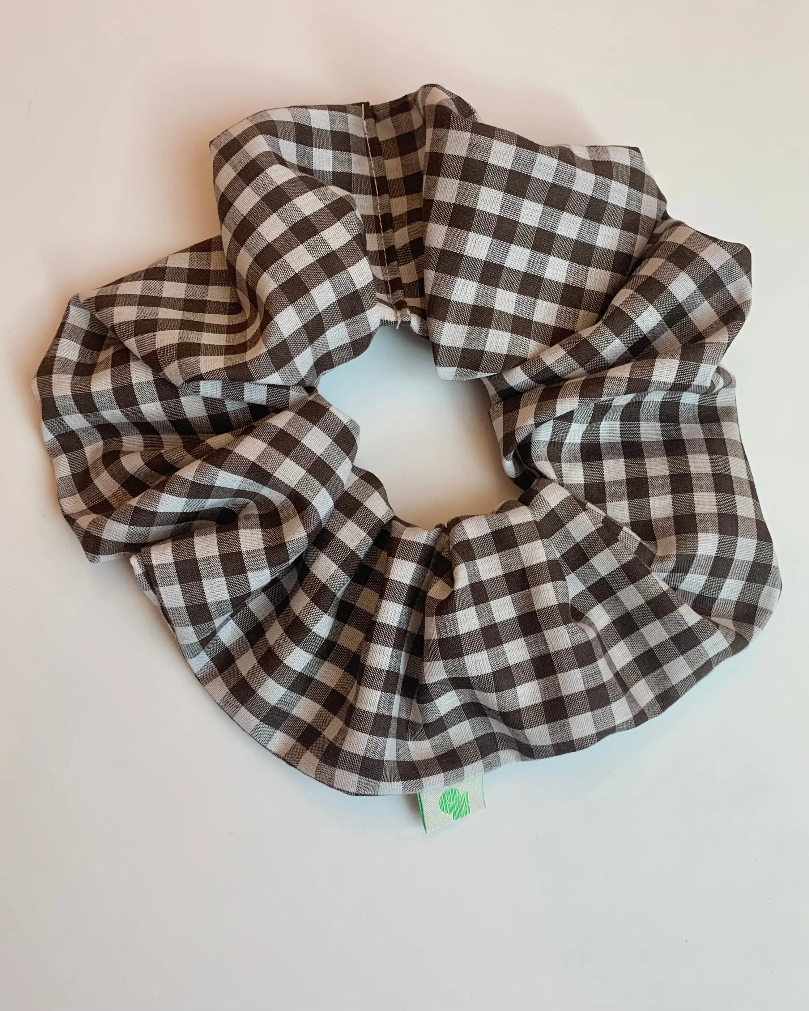 Printed jumbo scrunchie