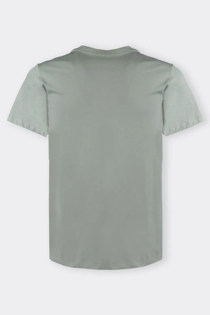 T-SHIRT A MANICHE CORTE VERDE