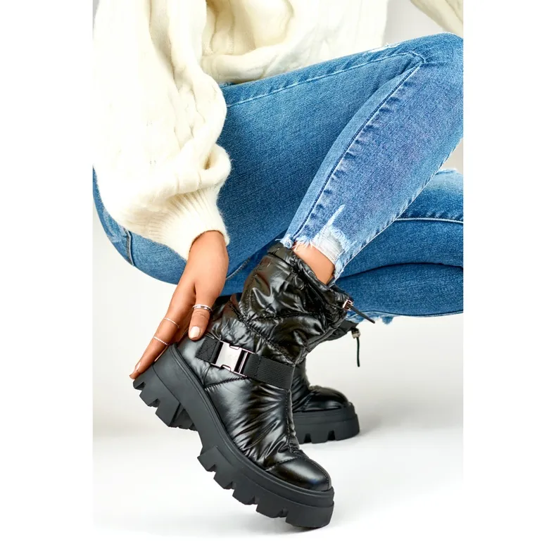 Women's black snow boots